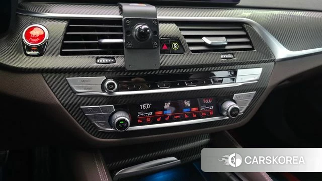BMW 5 Series (G30) id 4641892 из Кореи 7