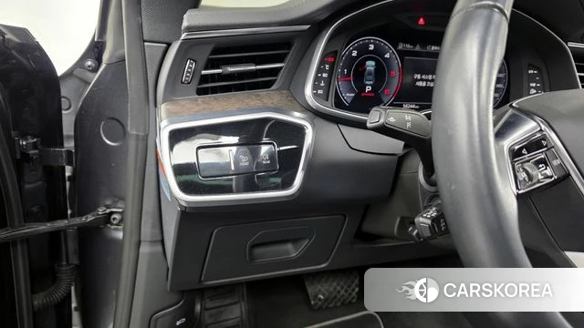 Audi A7 (4K) id 3828382 из Кореи 7