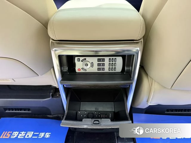 Toyota Elfa id 4276501 из Китая 7