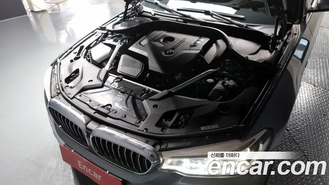 BMW 5 Series (G30) id 2629442 из Кореи 7