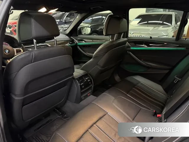 BMW 5 Series (G30) id 3453232 из Кореи 7