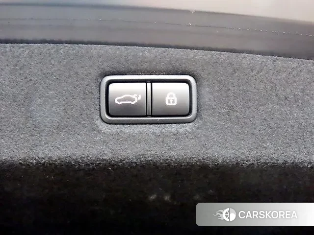 Genesis G90 id 3433816 из Кореи 7