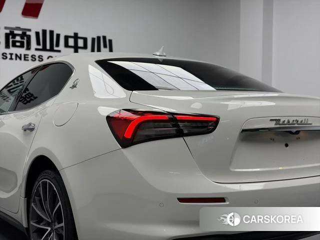 Maserati Ghibli id 4216355 из Китая 7