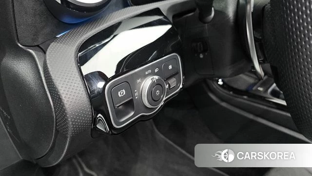 Mercedes-Benz A-Class W177 id 3850326 из Кореи 7