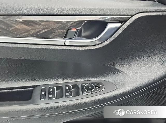 Hyundai Grandeur IG id 4345845 из Кореи 7