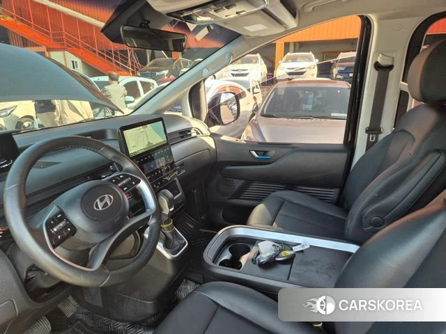 Hyundai Staria id 4329448 из Кореи 7