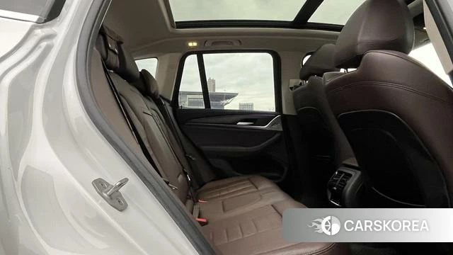 BMW X3 id 4299736 из Китая 7