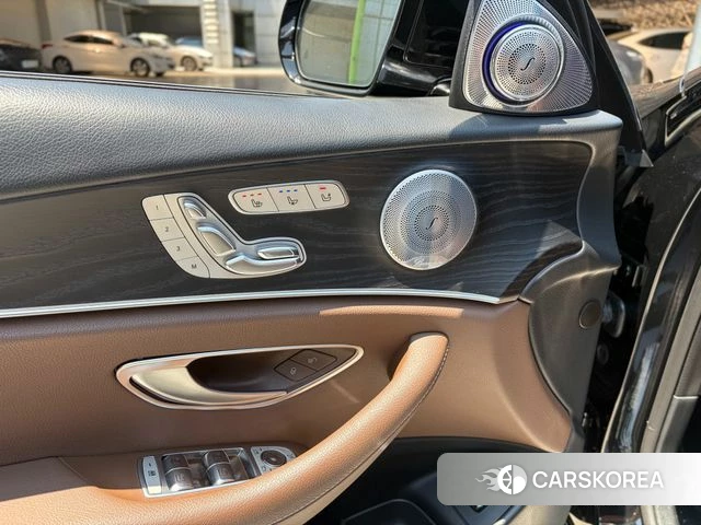 Mercedes-Benz E-Class W213 id 4325633 из Кореи 7