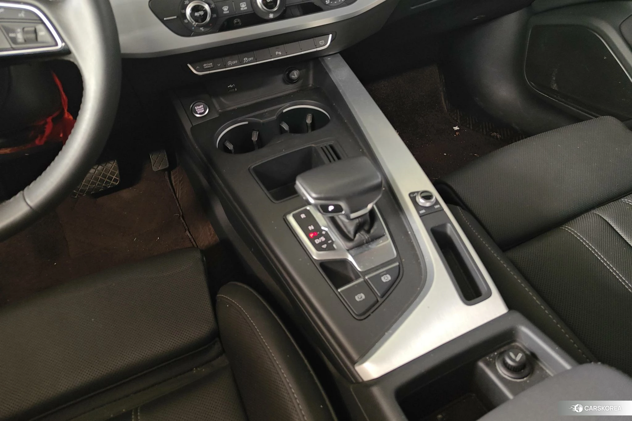 Audi A4L id 4454061 из Китая 7