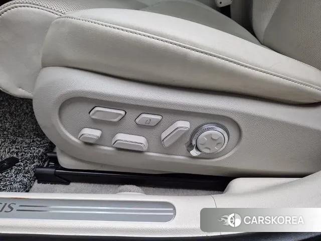 Genesis GV60 id 3098090 из Кореи 7