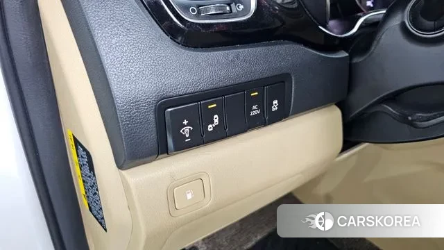 Kia All New Carnival id 3096284 из Кореи 7