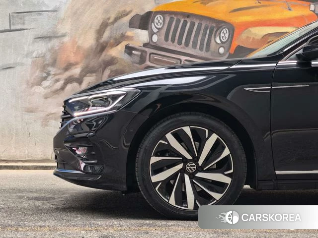 Volkswagen Passat id 3908529 из Китая 7