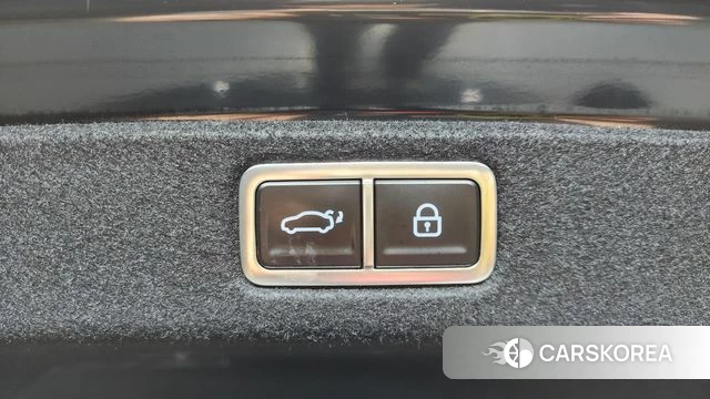 Hyundai Grandeur Hybrid (GN7) id 4302192 из Кореи 7