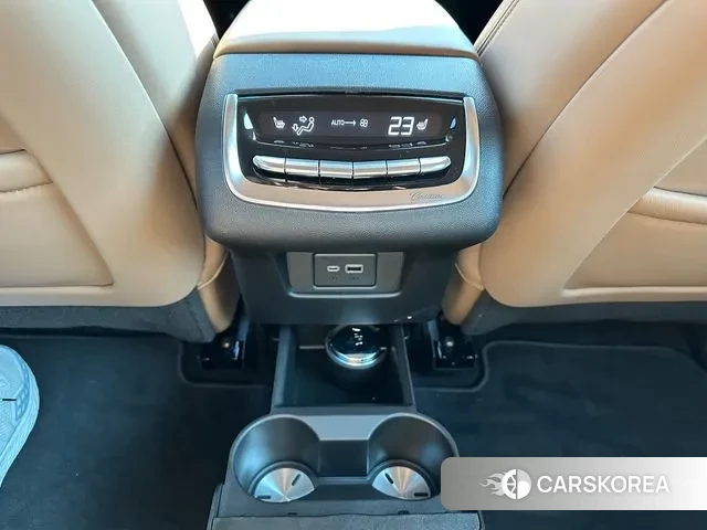 Cadillac XT6 id 2395365 из Кореи 7