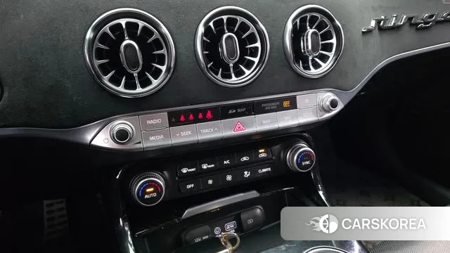 Kia Stinger id 3748674 из Кореи 7