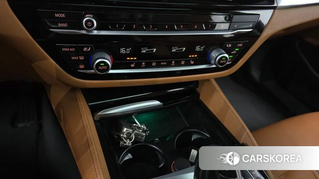 BMW 5 Series (G30) id 4519907 из Кореи 7