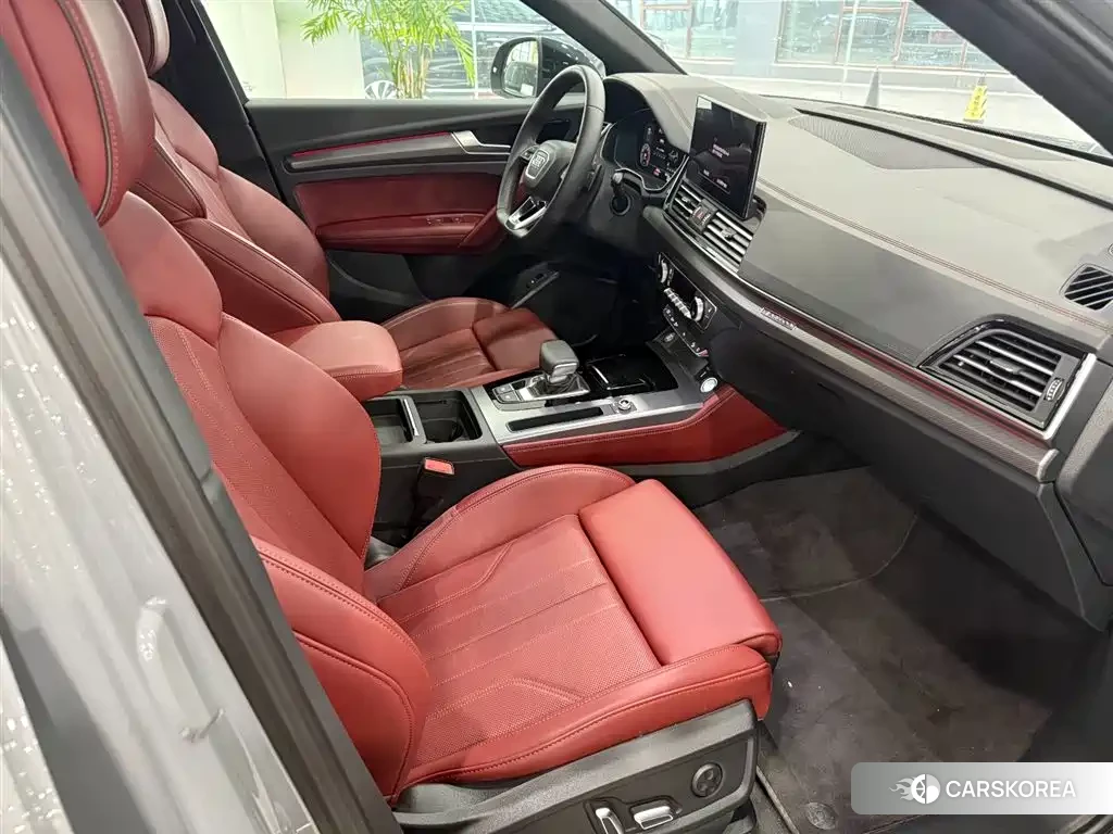 Audi Q5L id 4548086 из Китая 7
