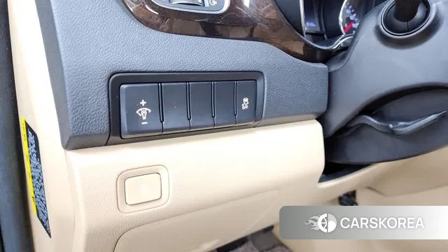 Kia The New Carnival id 3672425 из Кореи 7