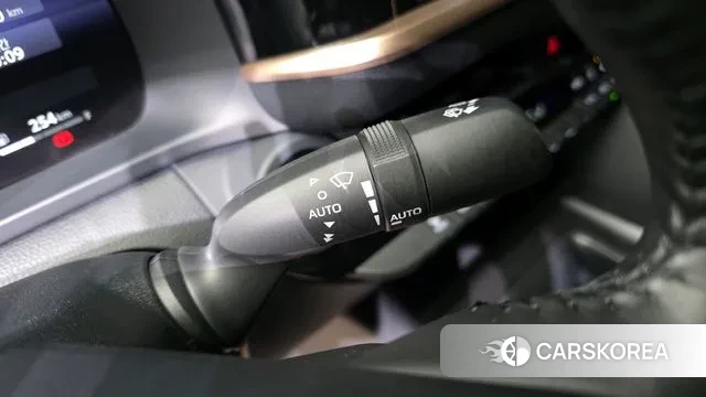 Toyota Crown Crossover id 3327914 из Кореи 7