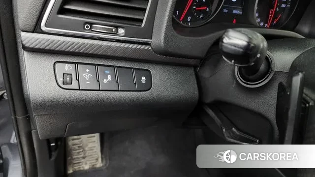 Hyundai Avante AD id 3270328 из Кореи 7