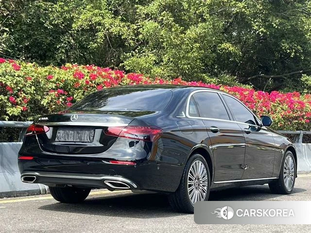 Mercedes-Benz E-class id 4277713 из Китая 7