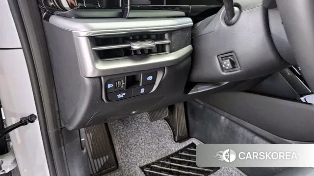 Hyundai Grandeur (GN7) id 3168296 из Кореи 7