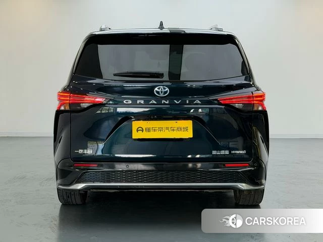 Toyota Grevia id 4198797 из Китая 7