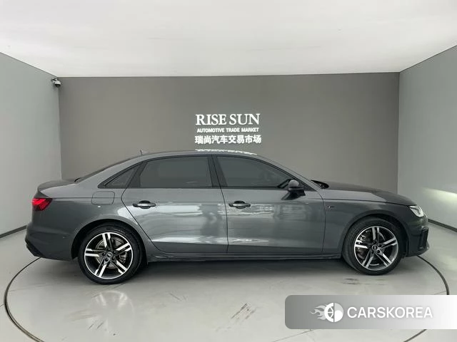 Audi A4L id 4253823 из Китая 7