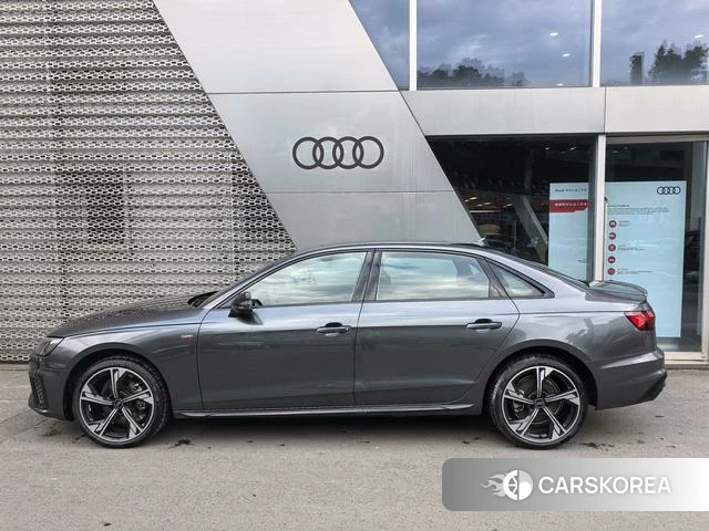 Audi A4L id 4258713 из Китая 7