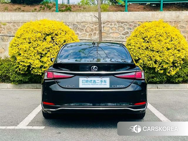 Lexus ES id 4278303 из Китая 7
