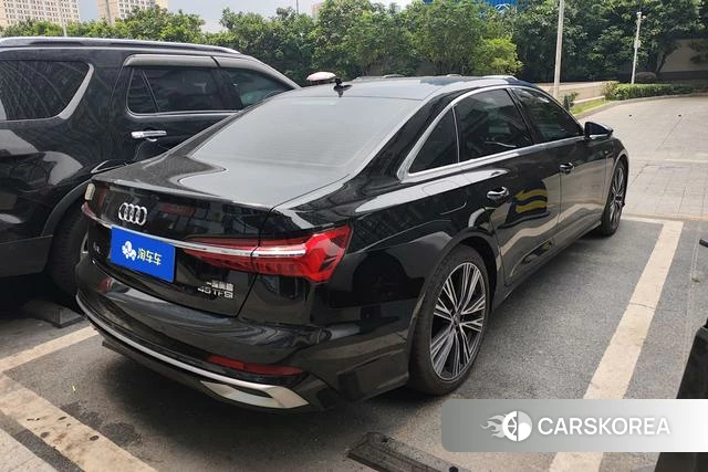 Audi A6L id 4300974 из Китая 7