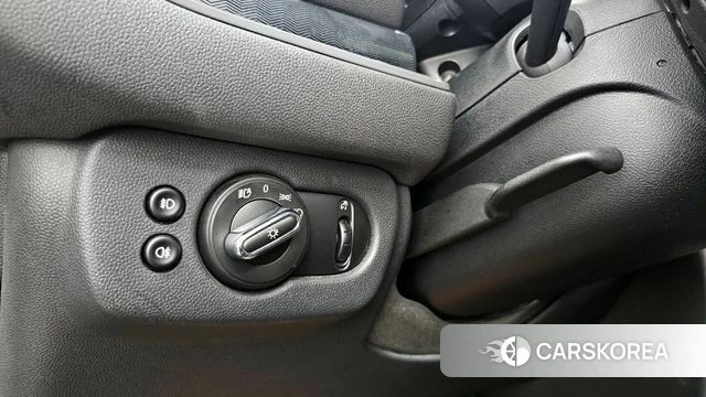 Mini Cooper Clubman id 3965763 из Кореи 7