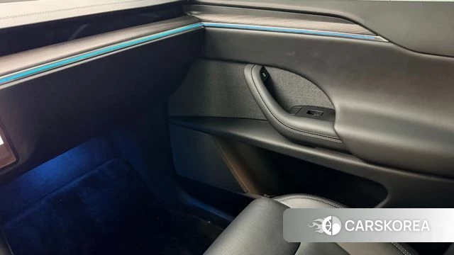 Tesla Model X id 3920913 из Кореи 7