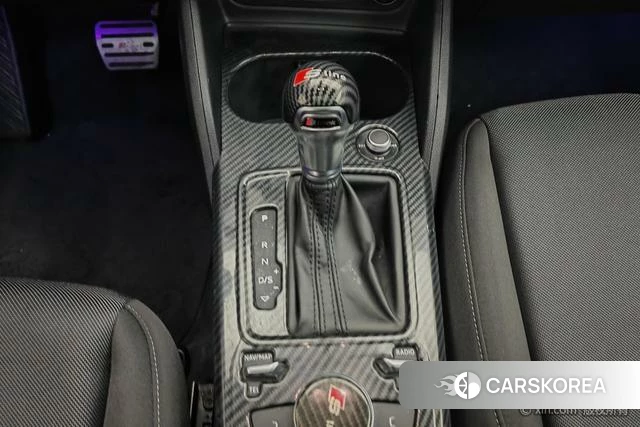 Audi Q2L id 4253627 из Китая 7