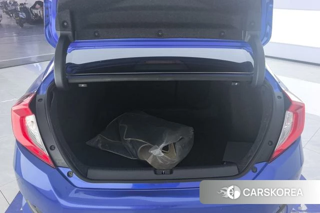 Honda Civic id 4212283 из Китая 7