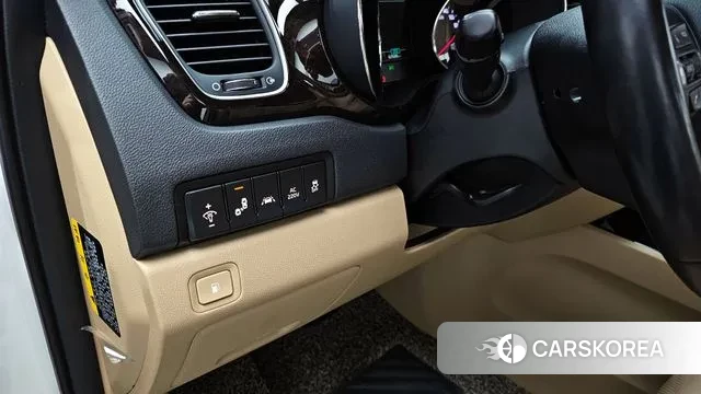 Kia The New Carnival id 3677106 из Кореи 7