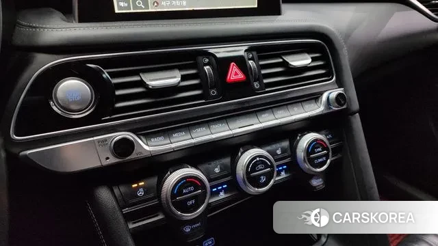 Genesis G70 id 3494629 из Кореи 7