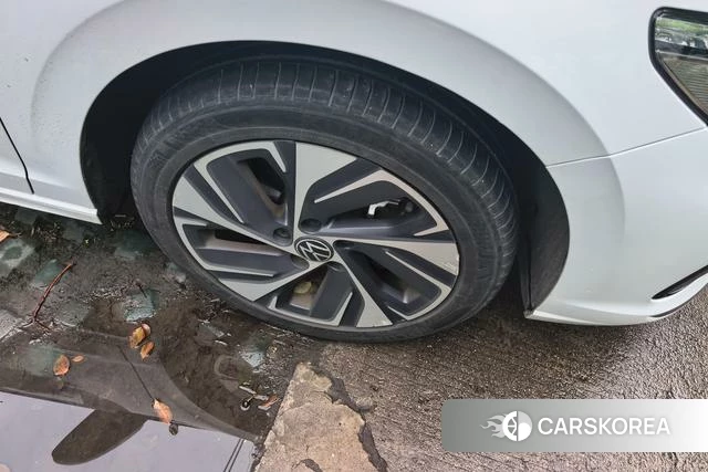 Volkswagen Bora id 4242019 из Китая 7