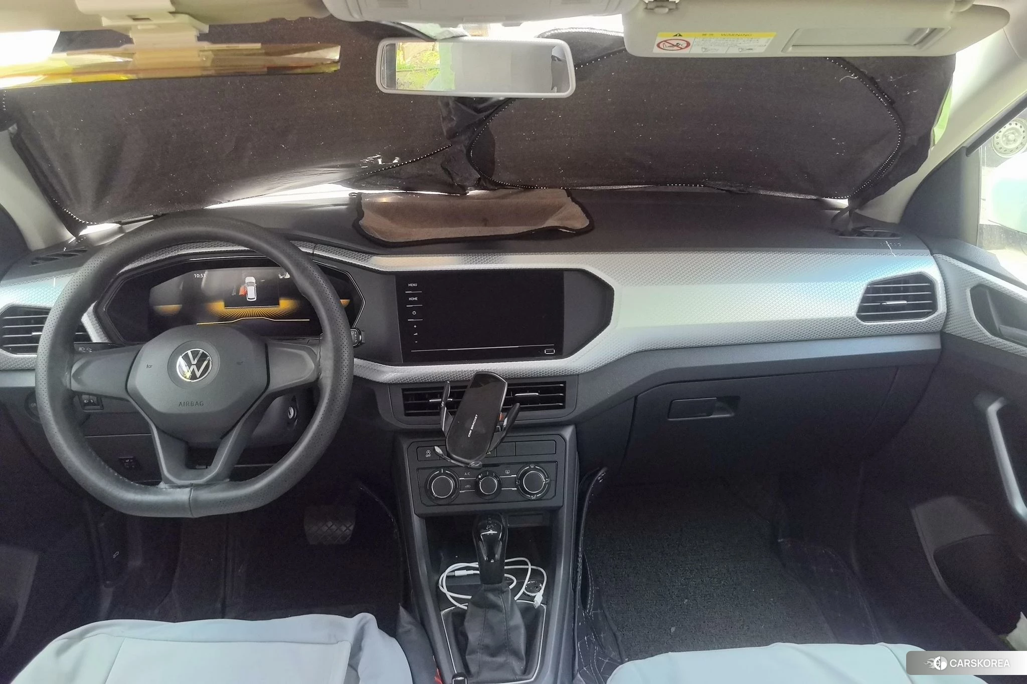 Volkswagen Exploring the shadow id 4512672 из Китая 7