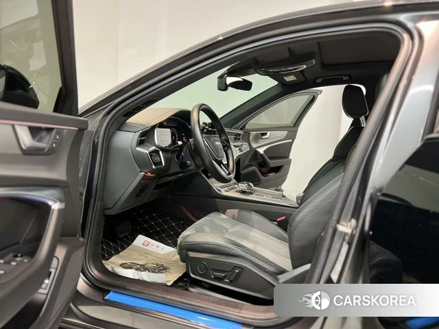 Audi A6L id 4278762 из Китая 7