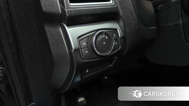 Ford Explorer id 4684445 из Кореи 7