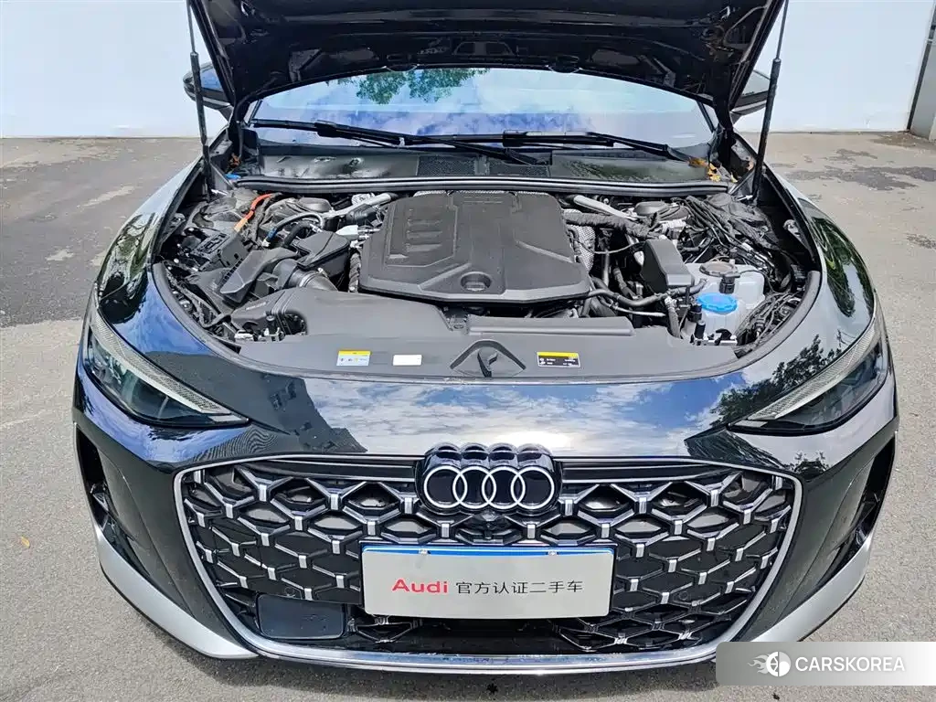 Audi A6L id 4679477 из Китая 7