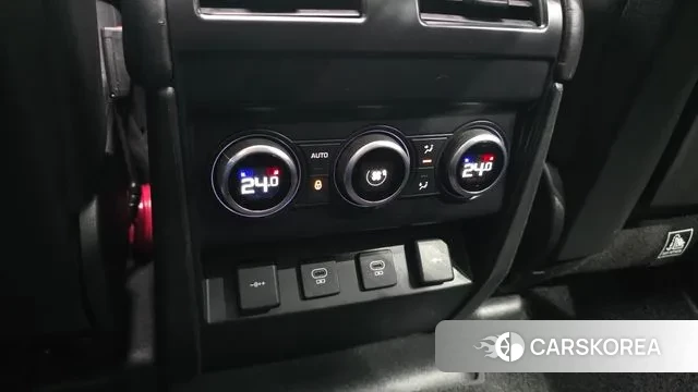 Land Rover Defender (L663) id 3600703 из Кореи 7