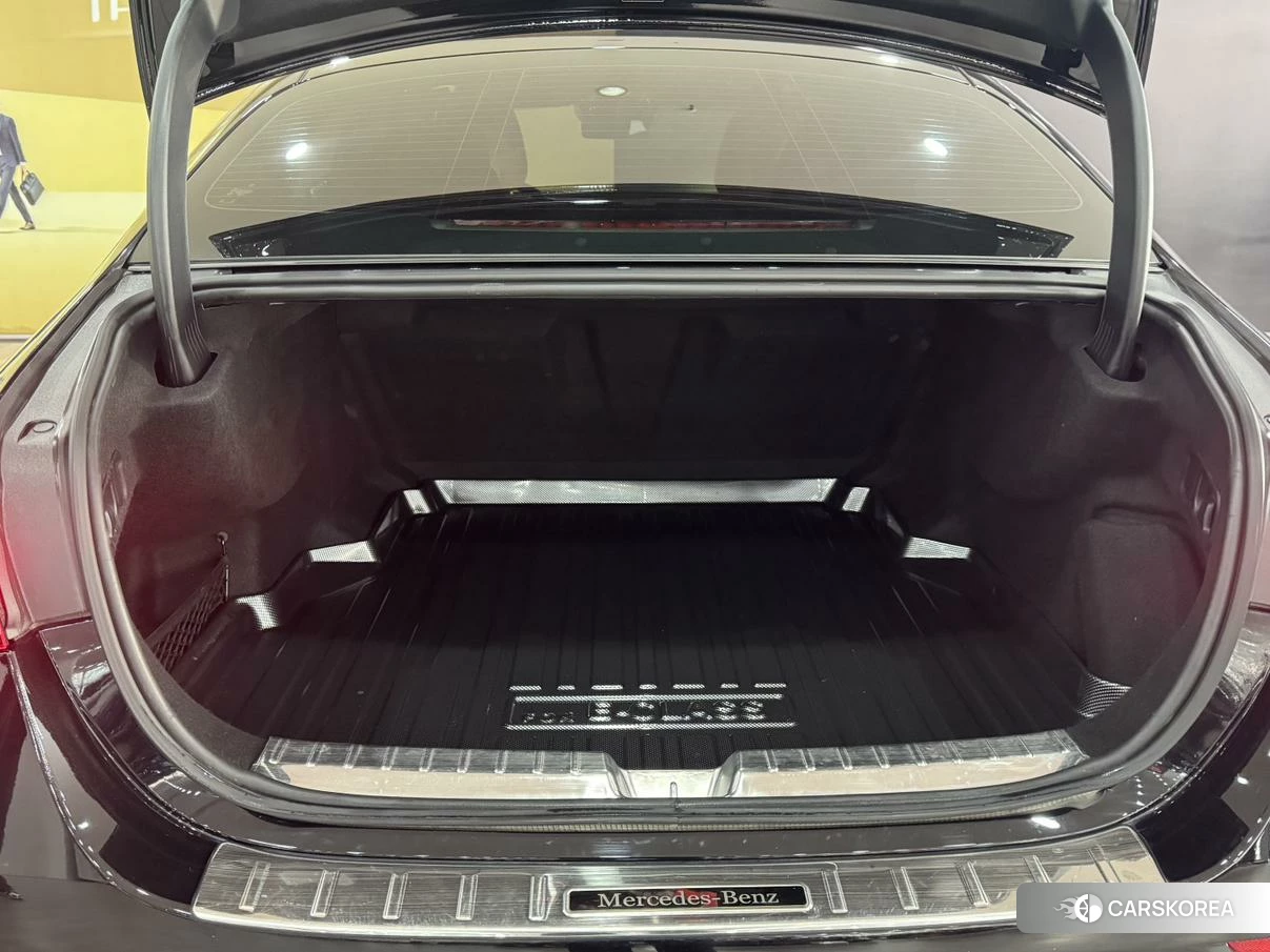 Mercedes-Benz E-class id 4512831 из Китая 7