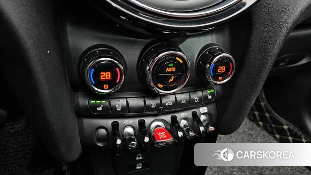 Mini Cooper S Convertible id 3844022 из Кореи 7