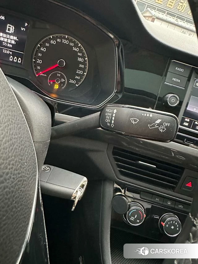 Volkswagen Bora id 4208420 из Китая 7