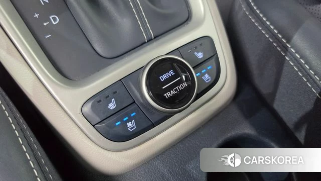 Hyundai Venue id 4941303 из Кореи 7