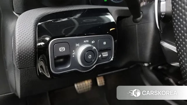 Mercedes-Benz A-Class W177 id 3634352 из Кореи 7