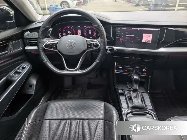 Volkswagen Passat id 4258754 из Китая 7