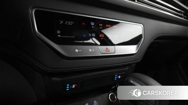 Ssangyong The New Rexton Sports Cannes id 4243150 из Кореи 7